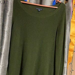 American eagle sweater